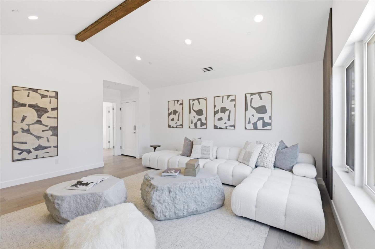 Detail Gallery Image 17 of 54 For 655 Washington St, Los Altos,  CA 94022 - 4 Beds | 3 Baths