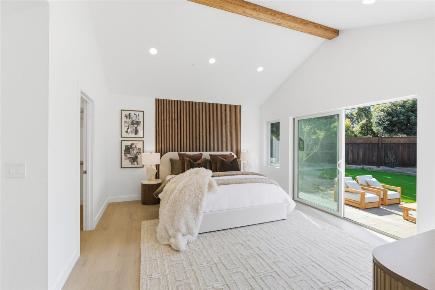 Detail Gallery Image 19 of 54 For 655 Washington St, Los Altos,  CA 94022 - 4 Beds | 3 Baths