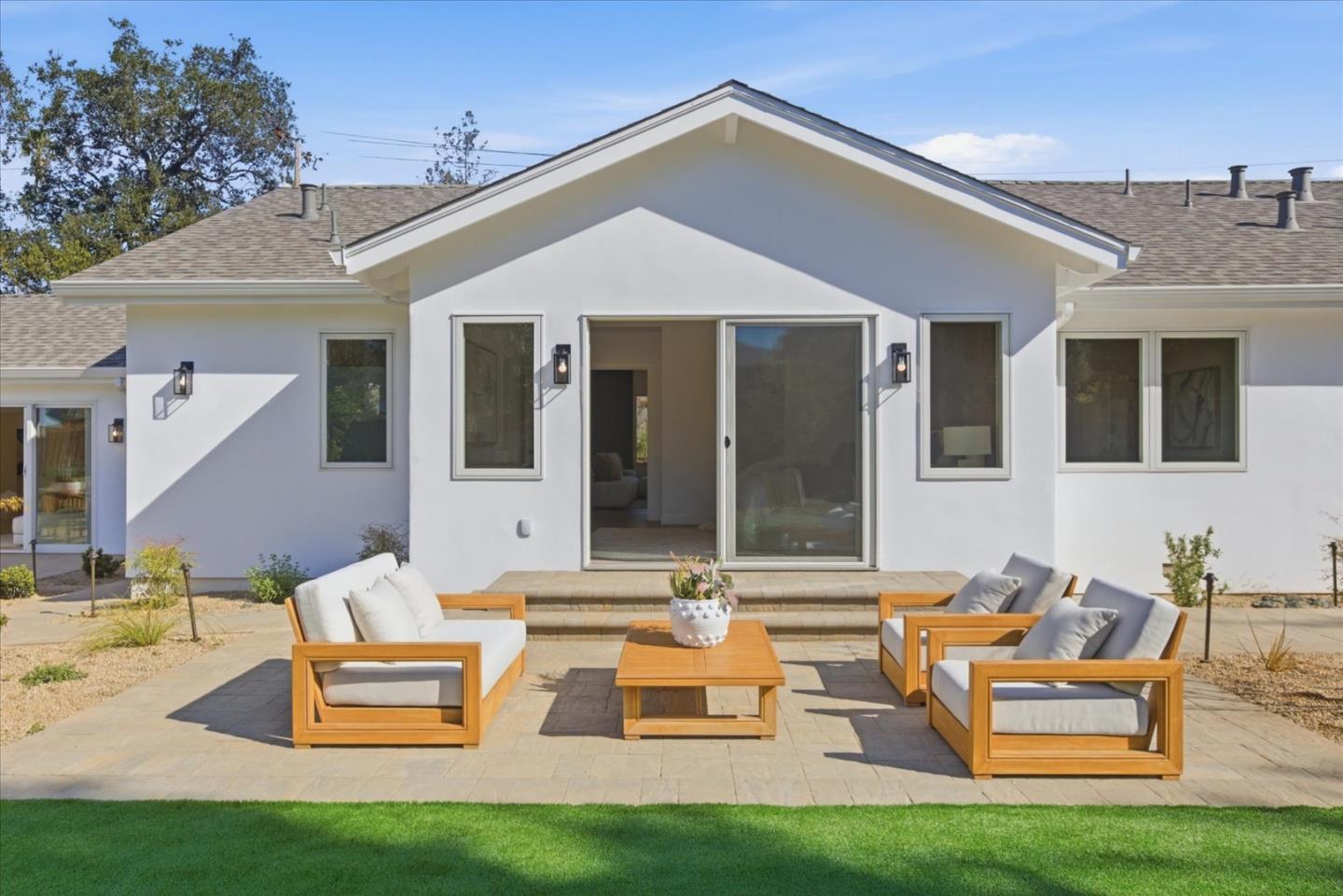 Detail Gallery Image 21 of 54 For 655 Washington St, Los Altos,  CA 94022 - 4 Beds | 3 Baths