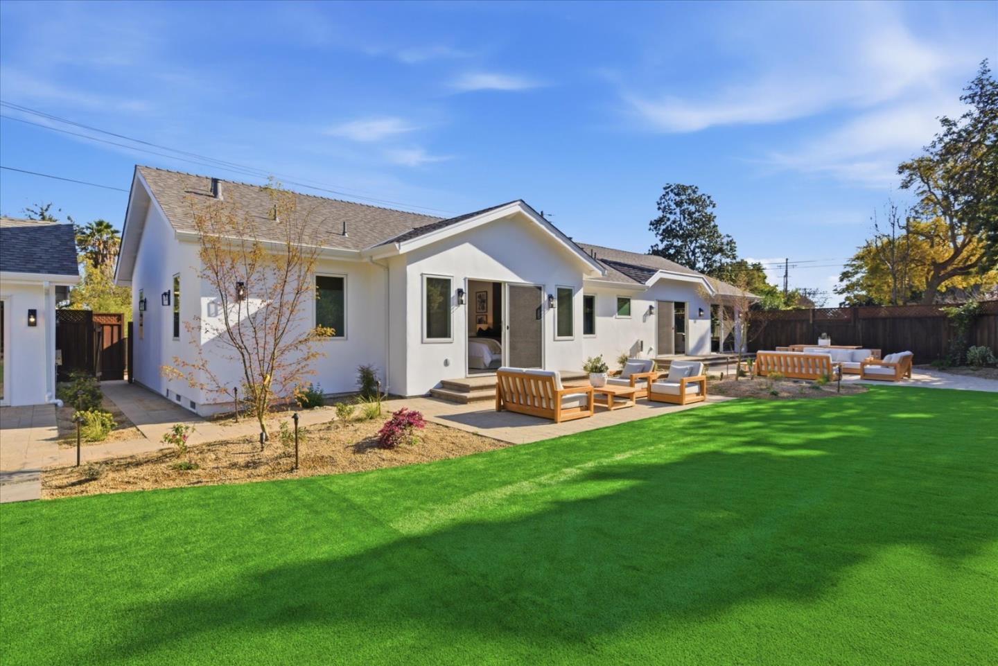 Detail Gallery Image 33 of 54 For 655 Washington St, Los Altos,  CA 94022 - 4 Beds | 3 Baths