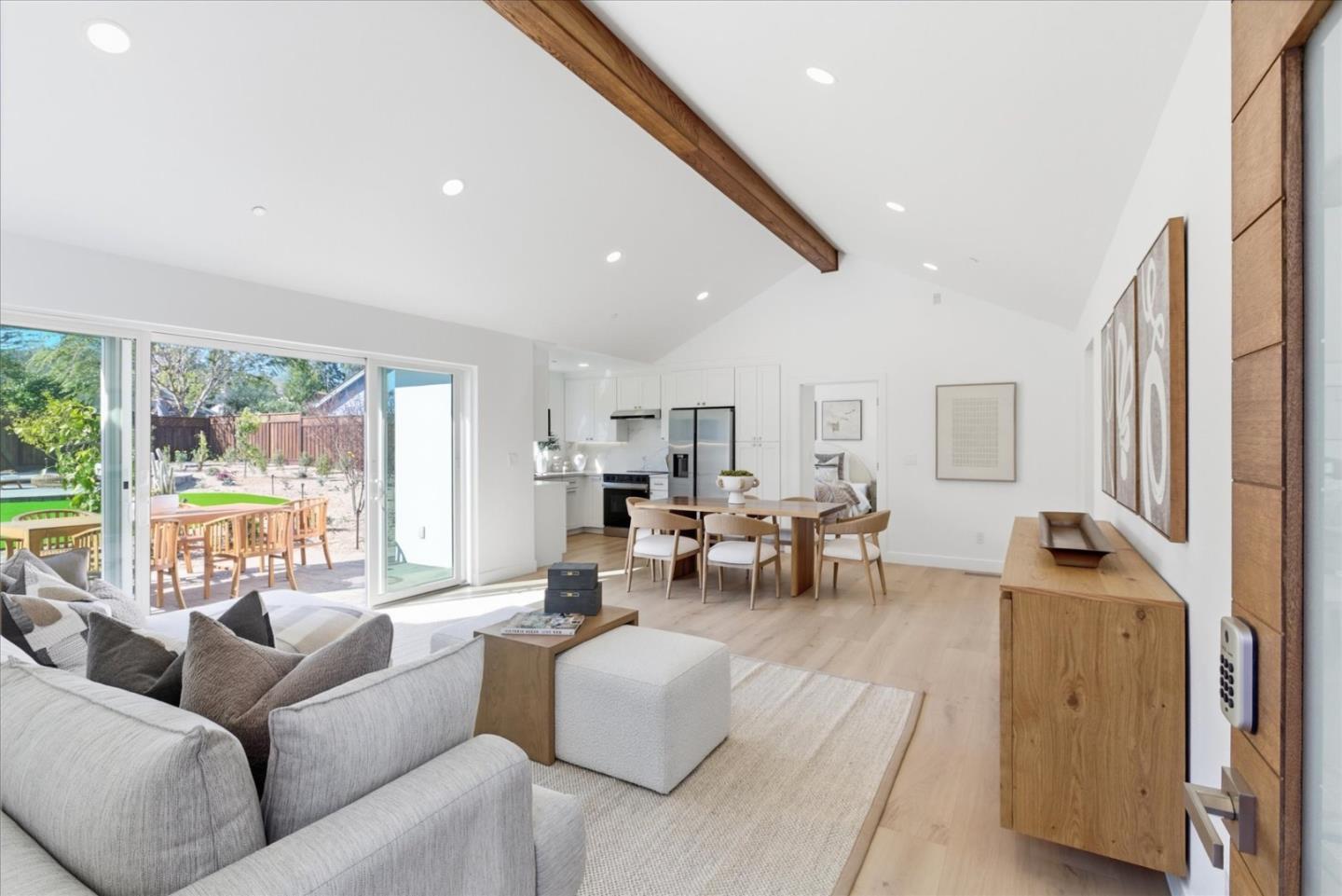 Detail Gallery Image 39 of 54 For 655 Washington St, Los Altos,  CA 94022 - 4 Beds | 3 Baths