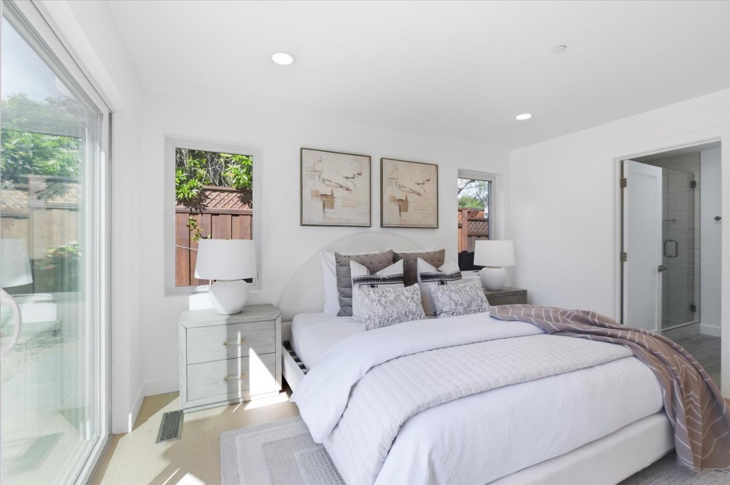 Detail Gallery Image 47 of 54 For 655 Washington St, Los Altos,  CA 94022 - 4 Beds | 3 Baths