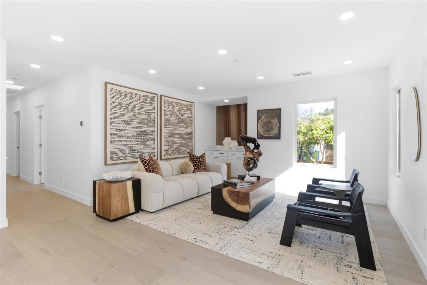 Detail Gallery Image 6 of 54 For 655 Washington St, Los Altos,  CA 94022 - 4 Beds | 3 Baths