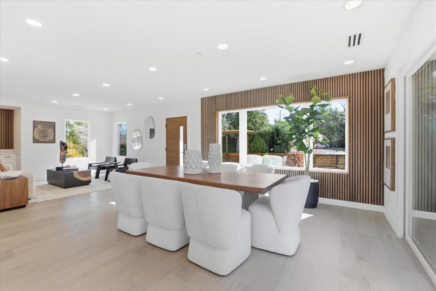 Detail Gallery Image 8 of 54 For 655 Washington St, Los Altos,  CA 94022 - 4 Beds | 3 Baths