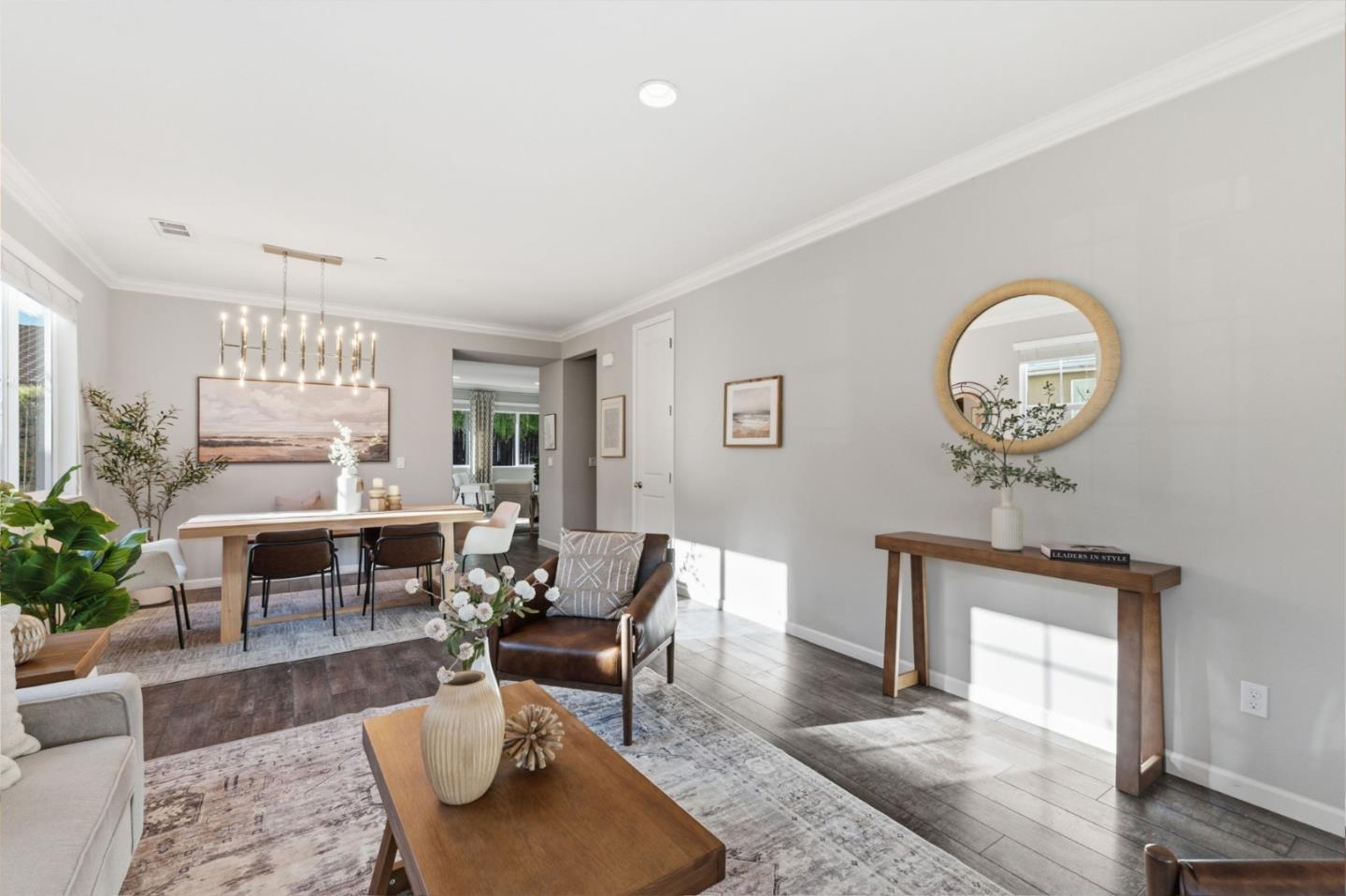 Detail Gallery Image 10 of 57 For 931 Held Ct, Hollister,  CA 95023 - 4 Beds | 2 Baths