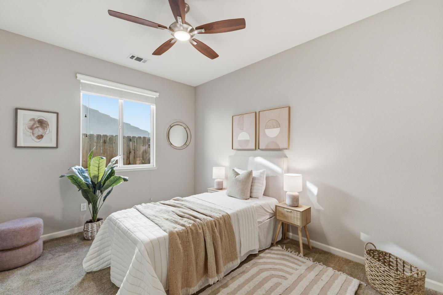 Detail Gallery Image 33 of 57 For 931 Held Ct, Hollister,  CA 95023 - 4 Beds | 2 Baths