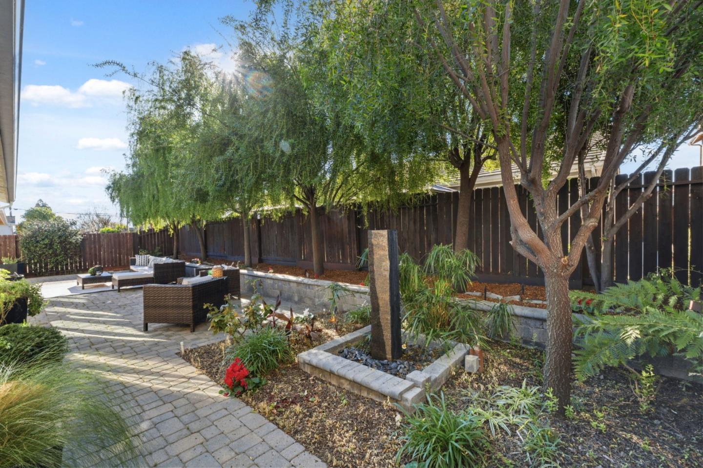 Detail Gallery Image 38 of 57 For 931 Held Ct, Hollister,  CA 95023 - 4 Beds | 2 Baths