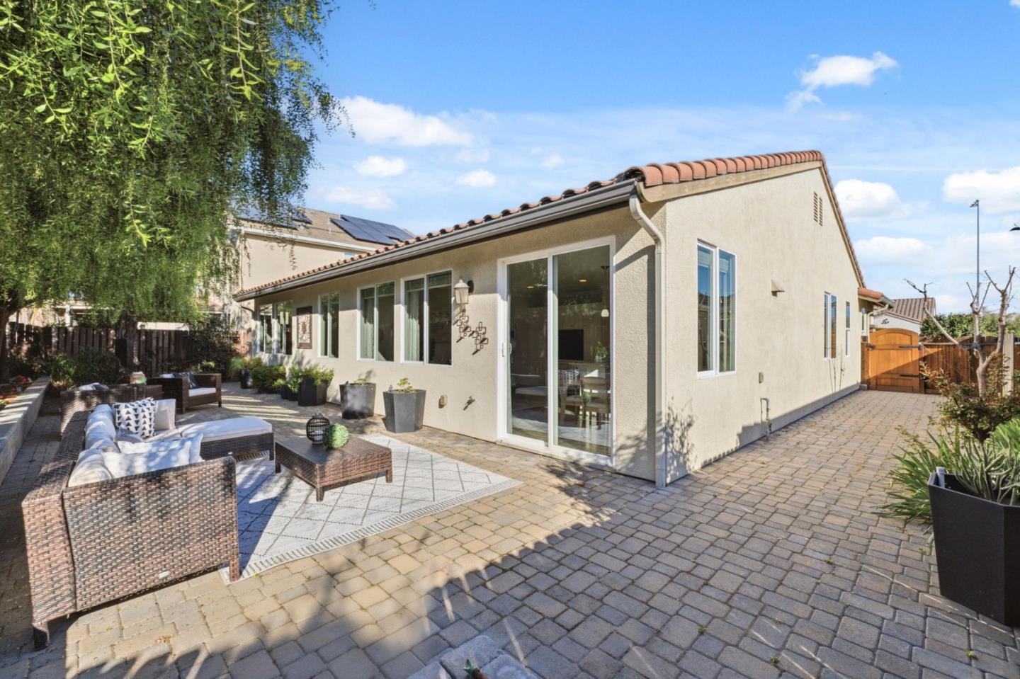 Detail Gallery Image 40 of 57 For 931 Held Ct, Hollister,  CA 95023 - 4 Beds | 2 Baths