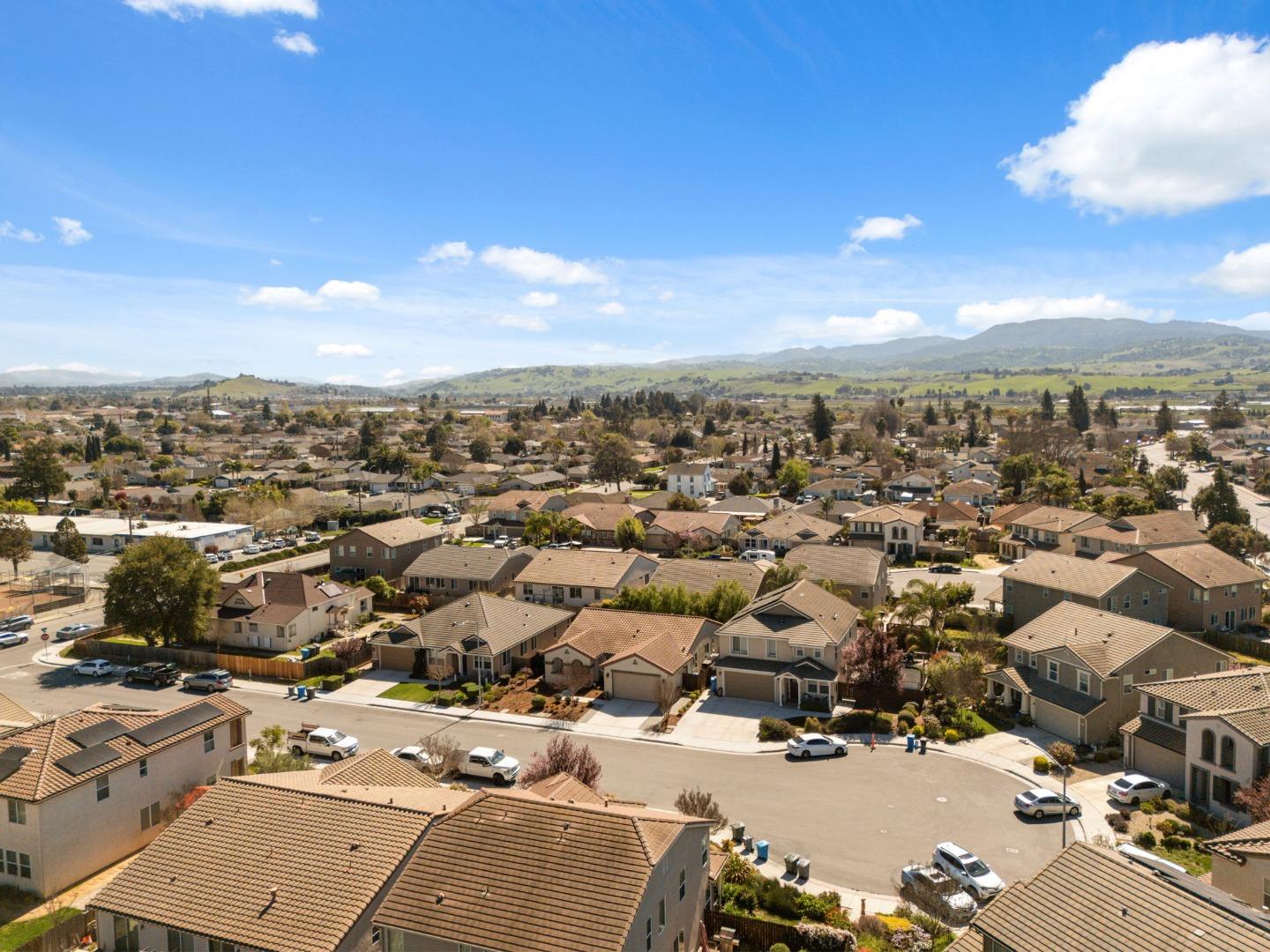 Detail Gallery Image 47 of 57 For 931 Held Ct, Hollister,  CA 95023 - 4 Beds | 2 Baths