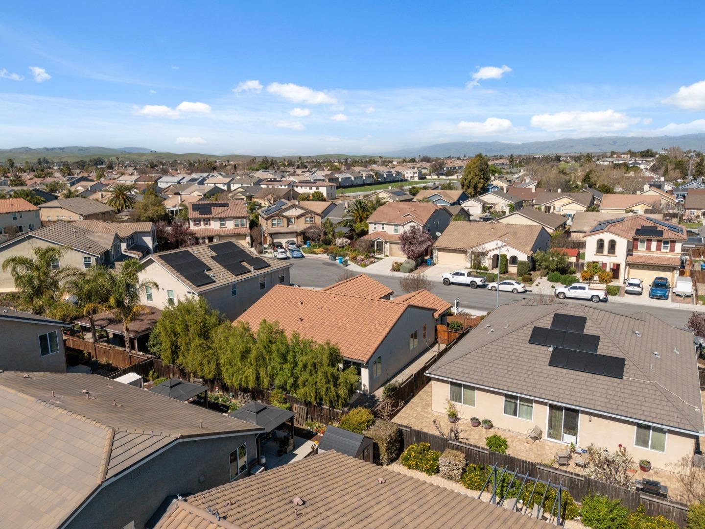 Detail Gallery Image 50 of 57 For 931 Held Ct, Hollister,  CA 95023 - 4 Beds | 2 Baths