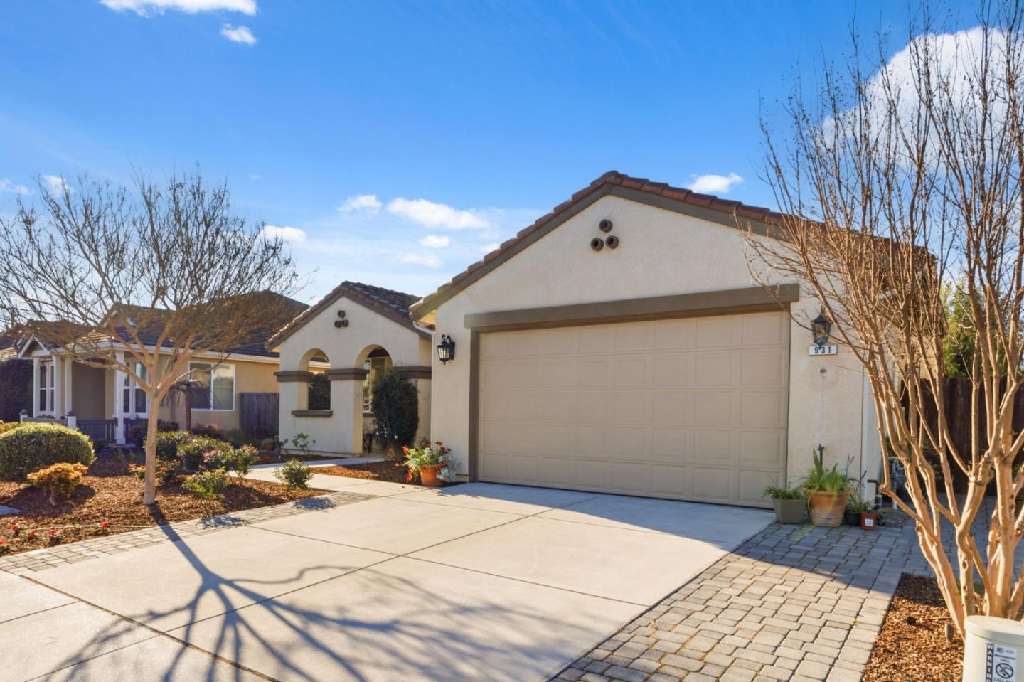 Detail Gallery Image 6 of 57 For 931 Held Ct, Hollister,  CA 95023 - 4 Beds | 2 Baths