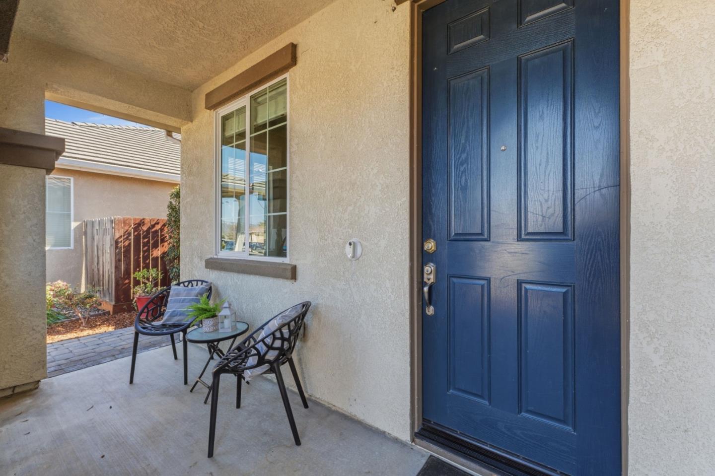 Detail Gallery Image 7 of 57 For 931 Held Ct, Hollister,  CA 95023 - 4 Beds | 2 Baths