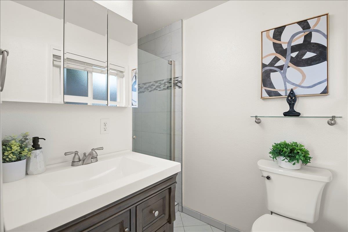 Detail Gallery Image 17 of 28 For 5159 Elester Dr, San Jose,  CA 95124 - 3 Beds | 2 Baths