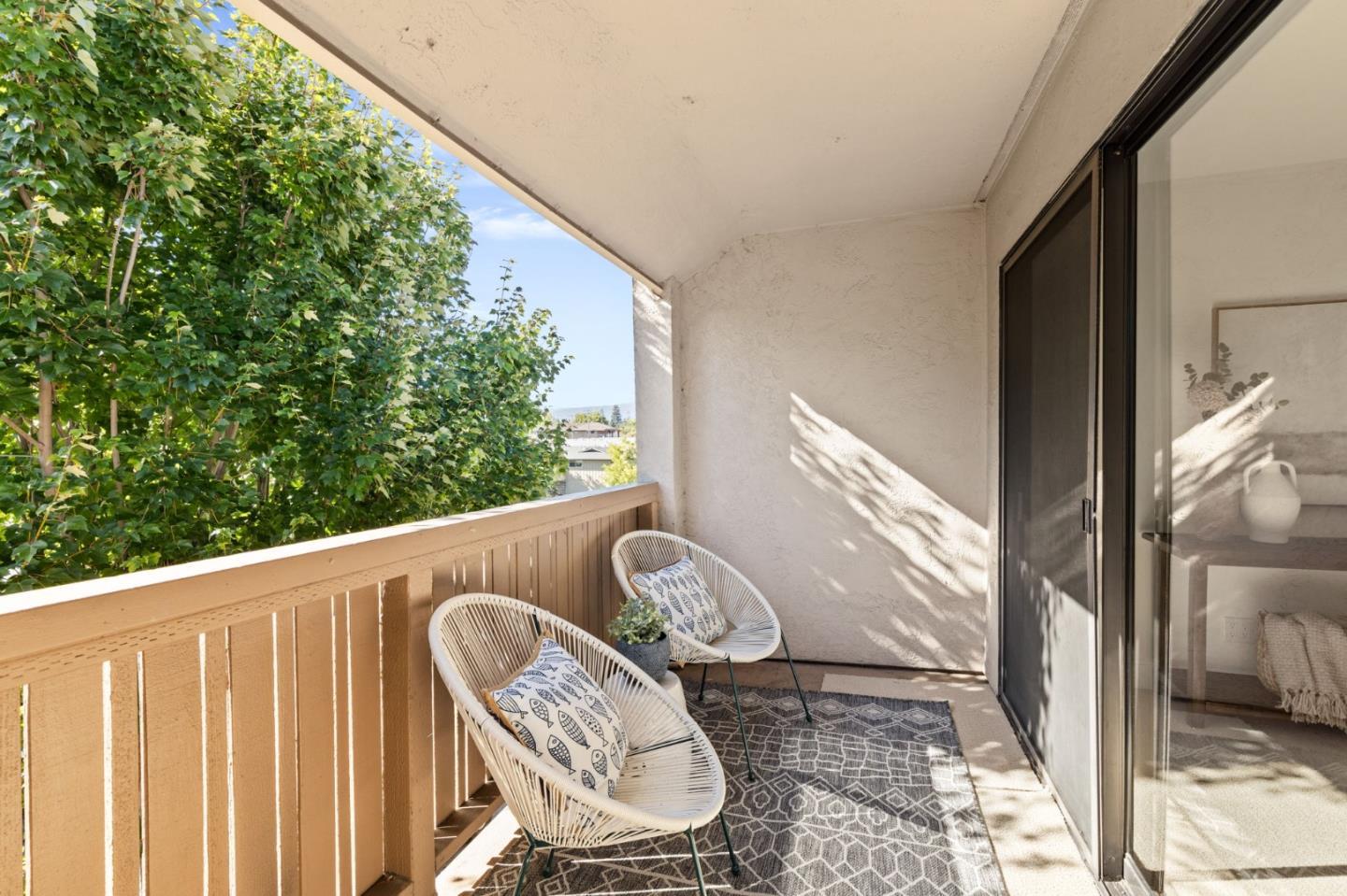 Detail Gallery Image 25 of 37 For 400 Ortega Ave #301,  Mountain View,  CA 94040 - 2 Beds | 1 Baths