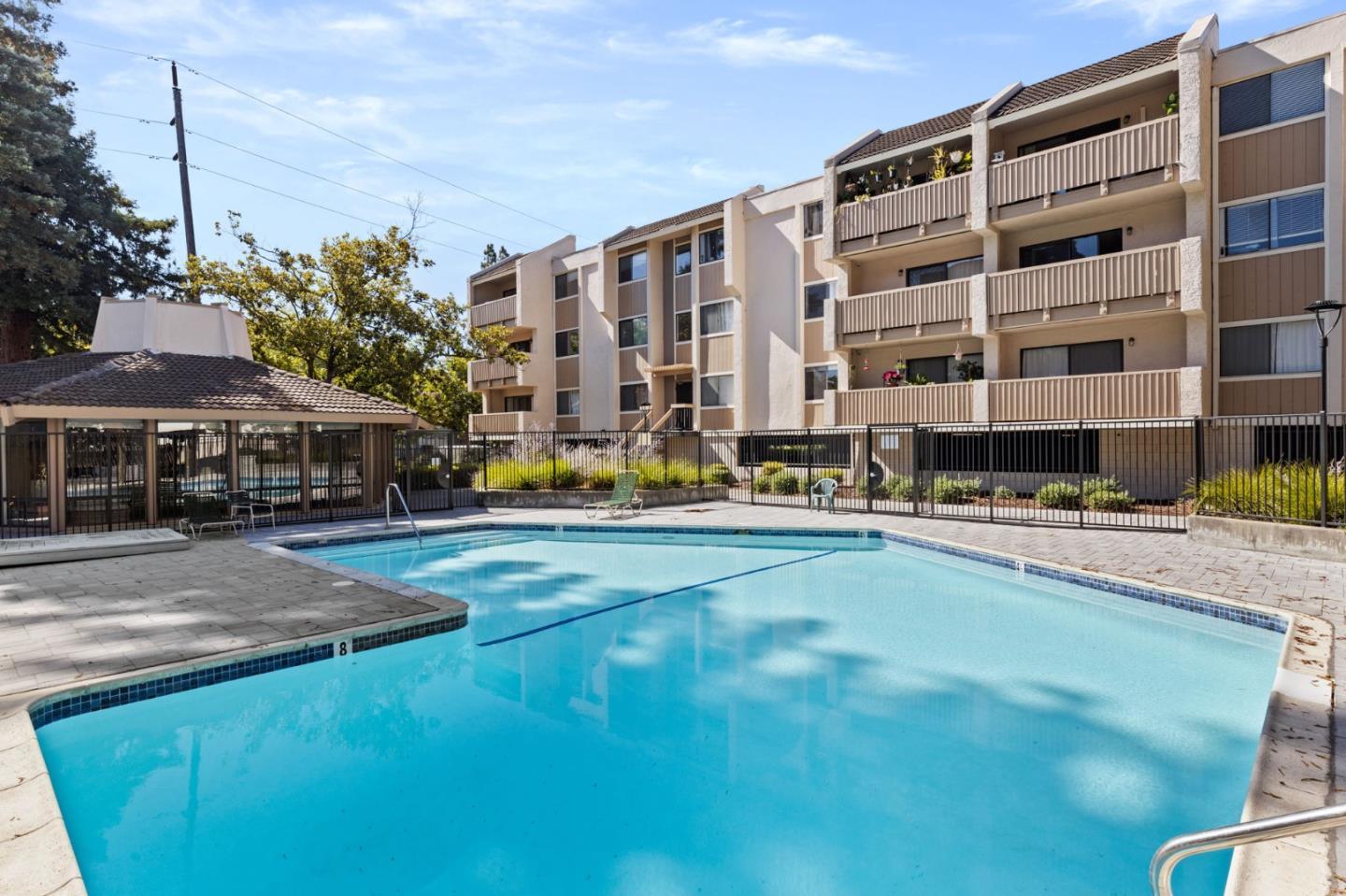Detail Gallery Image 32 of 37 For 400 Ortega Ave #301,  Mountain View,  CA 94040 - 2 Beds | 1 Baths