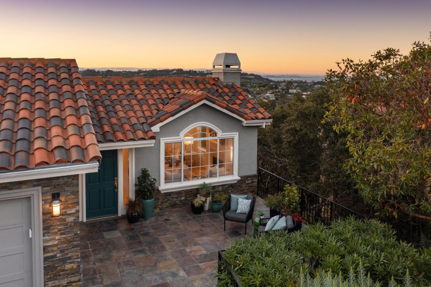 Front Image Thumbnail for ML82036847