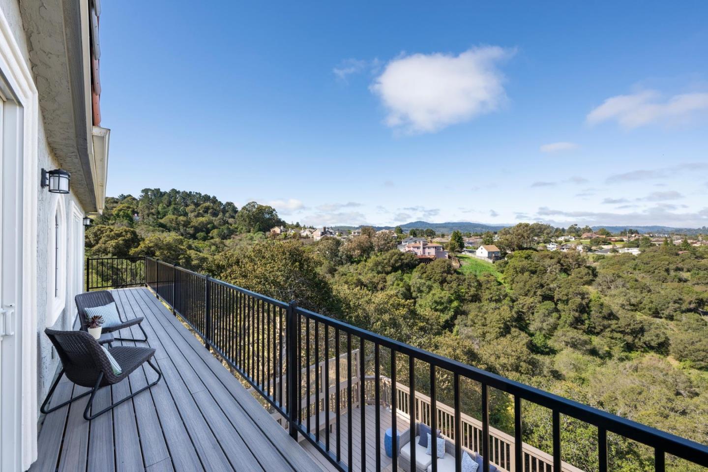 Detail Gallery Image 27 of 41 For 3860 W Naughton Ave, Belmont,  CA 94002 - 4 Beds | 3/1 Baths