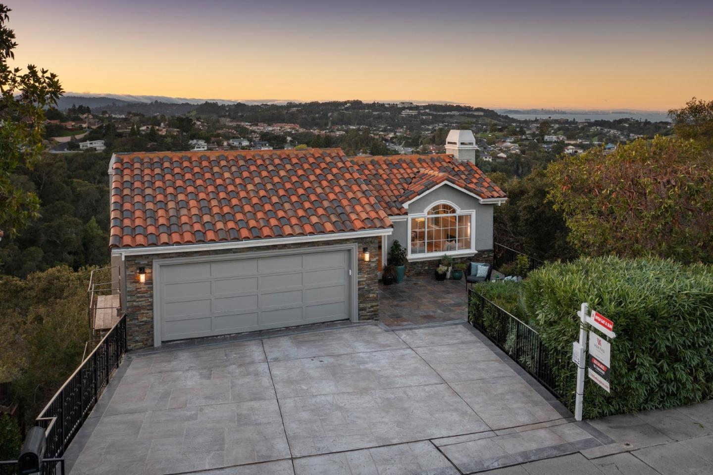 Detail Gallery Image 36 of 41 For 3860 W Naughton Ave, Belmont,  CA 94002 - 4 Beds | 3/1 Baths