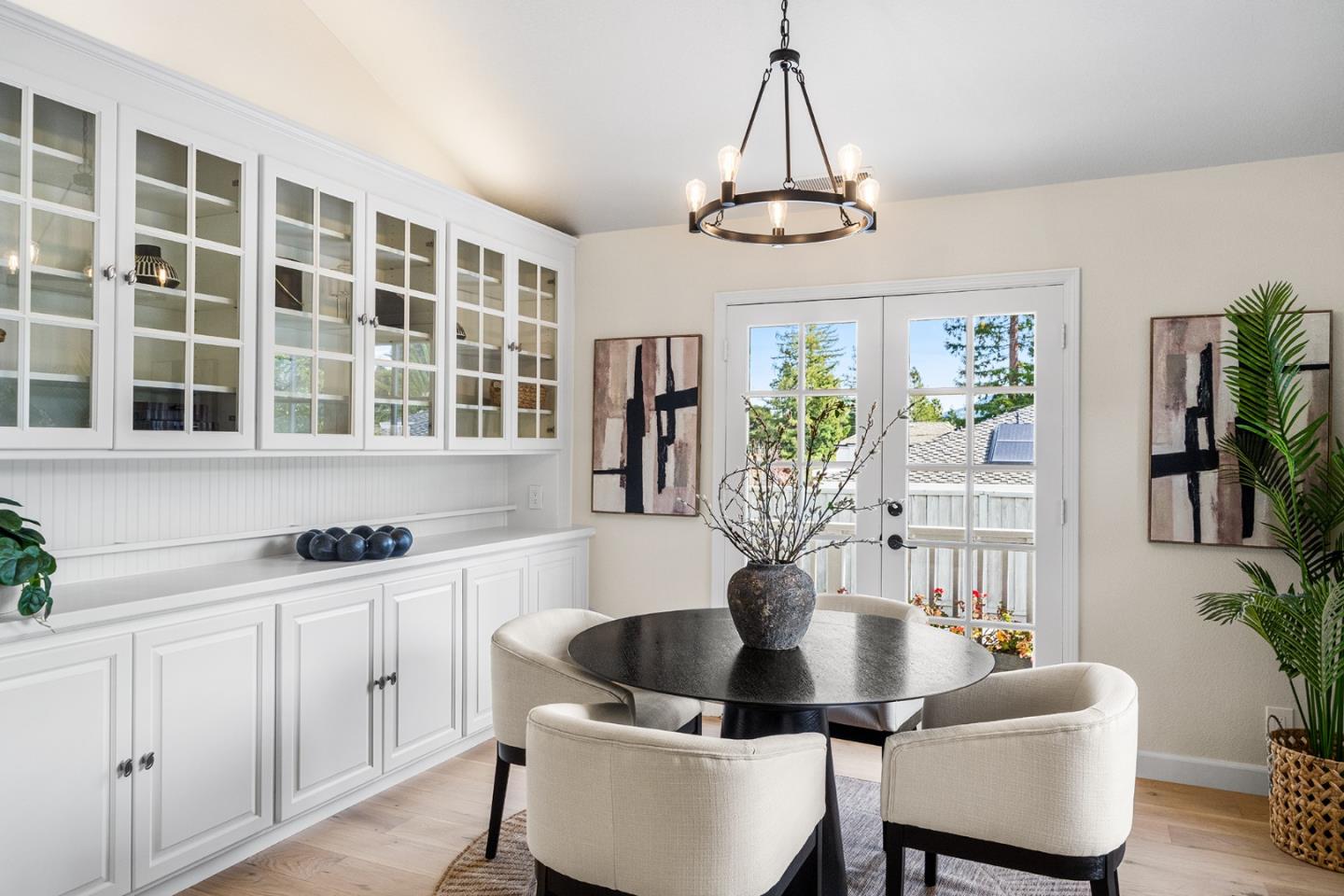 Detail Gallery Image 10 of 54 For 17981 Rose Ct, Monte Sereno,  CA 95030 - 3 Beds | 2 Baths