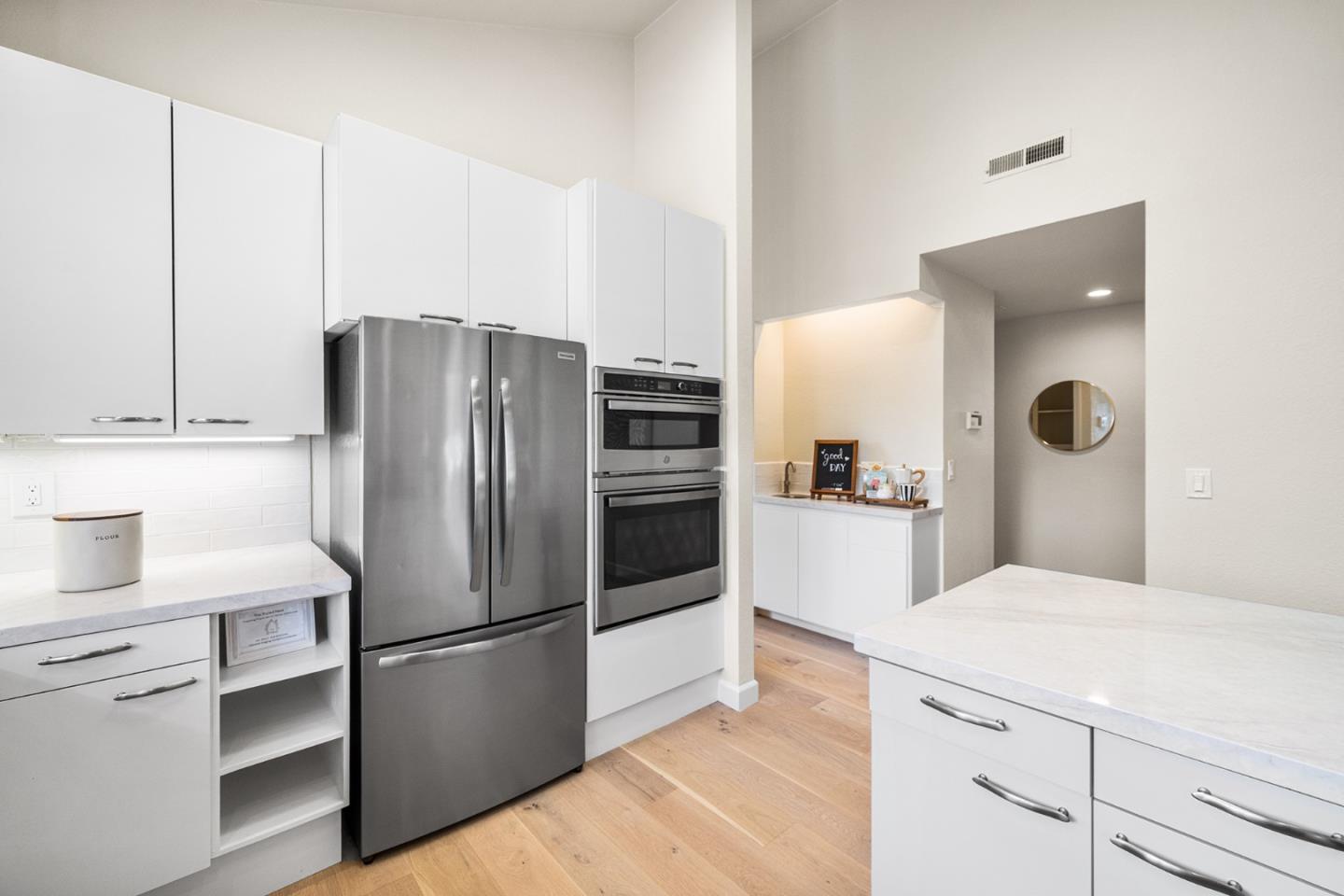 Detail Gallery Image 18 of 54 For 17981 Rose Ct, Monte Sereno,  CA 95030 - 3 Beds | 2 Baths