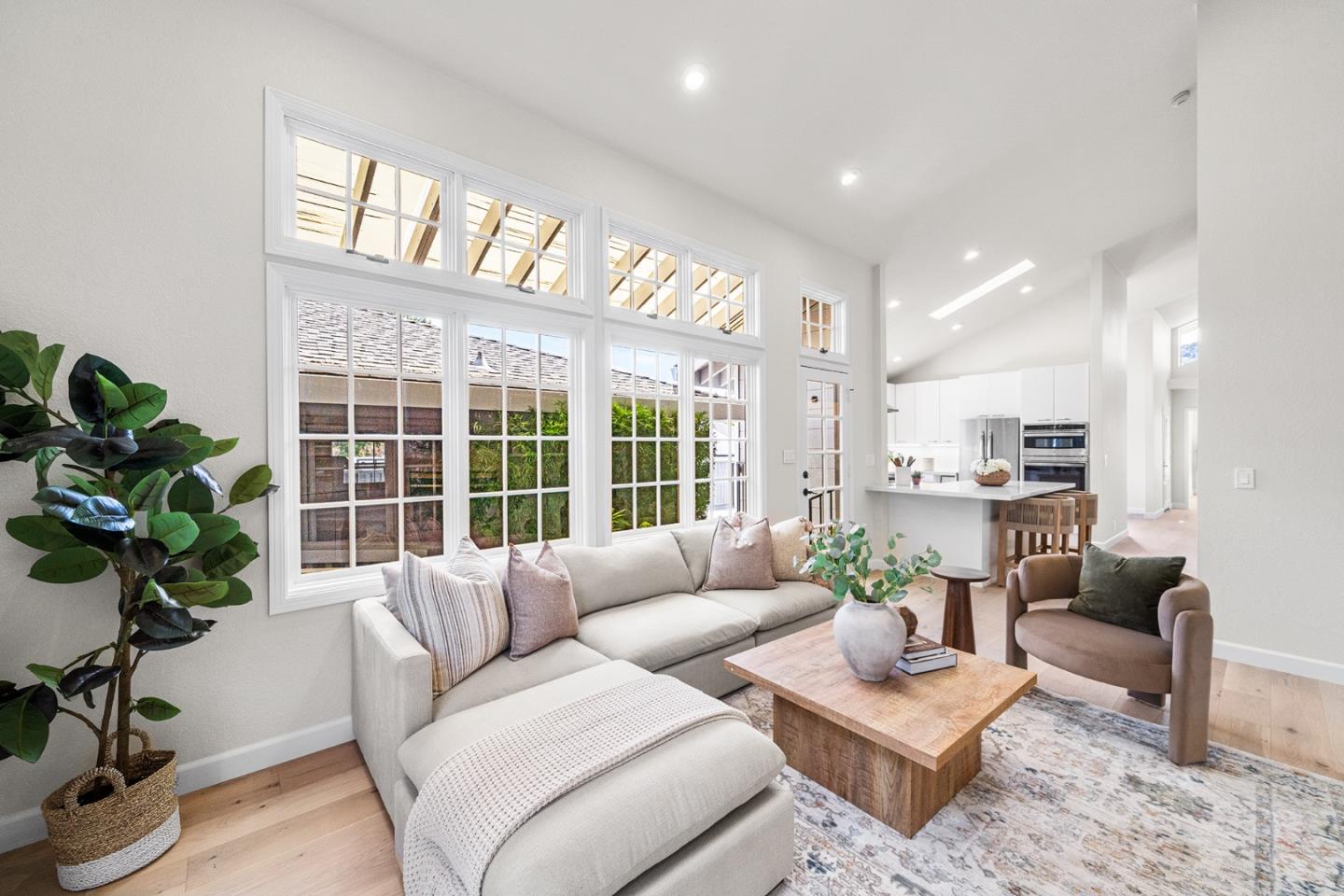 Detail Gallery Image 21 of 54 For 17981 Rose Ct, Monte Sereno,  CA 95030 - 3 Beds | 2 Baths