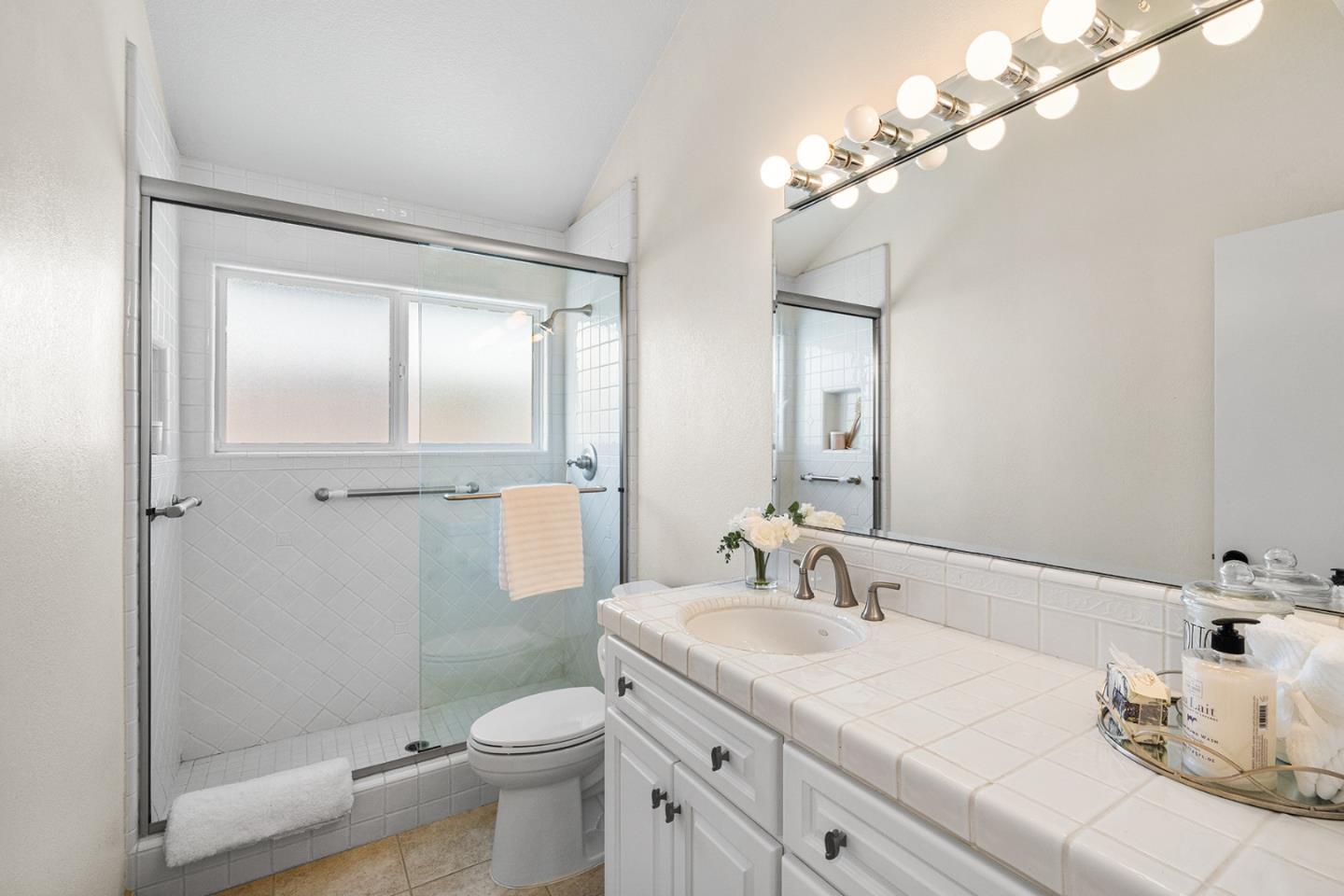 Detail Gallery Image 33 of 54 For 17981 Rose Ct, Monte Sereno,  CA 95030 - 3 Beds | 2 Baths