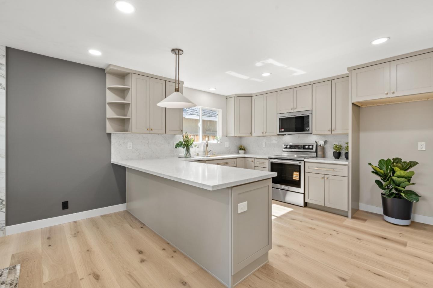 Detail Gallery Image 10 of 37 For 6130 Paseo Pueblo, San Jose,  CA 95120 - 4 Beds | 3 Baths