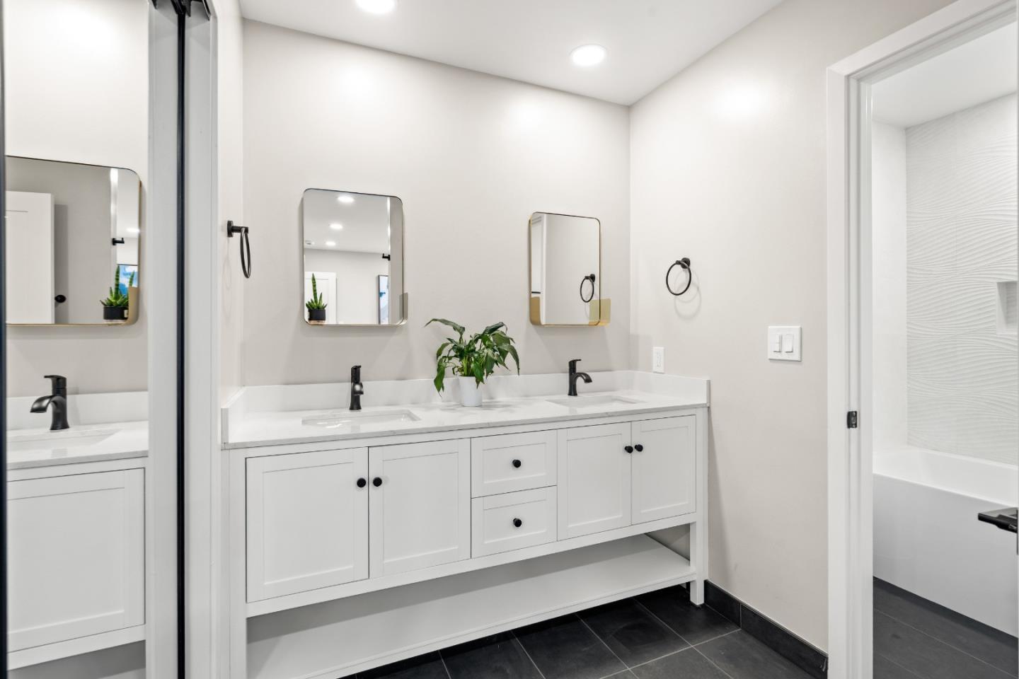 Detail Gallery Image 16 of 37 For 6130 Paseo Pueblo, San Jose,  CA 95120 - 4 Beds | 3 Baths