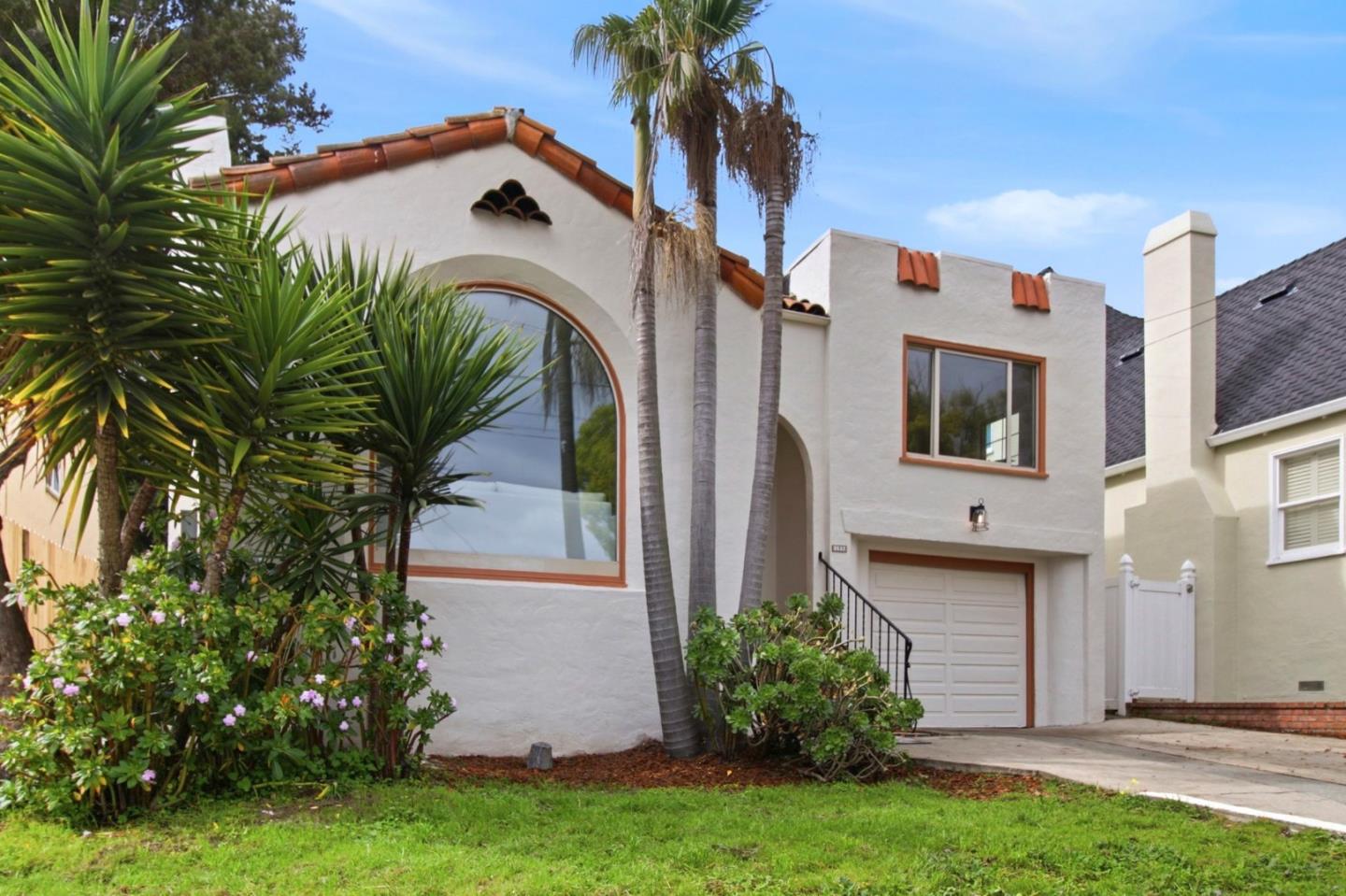 Detail Gallery Image 2 of 43 For 193 Poplar Ave, Millbrae,  CA 94030 - 2 Beds | 1 Baths