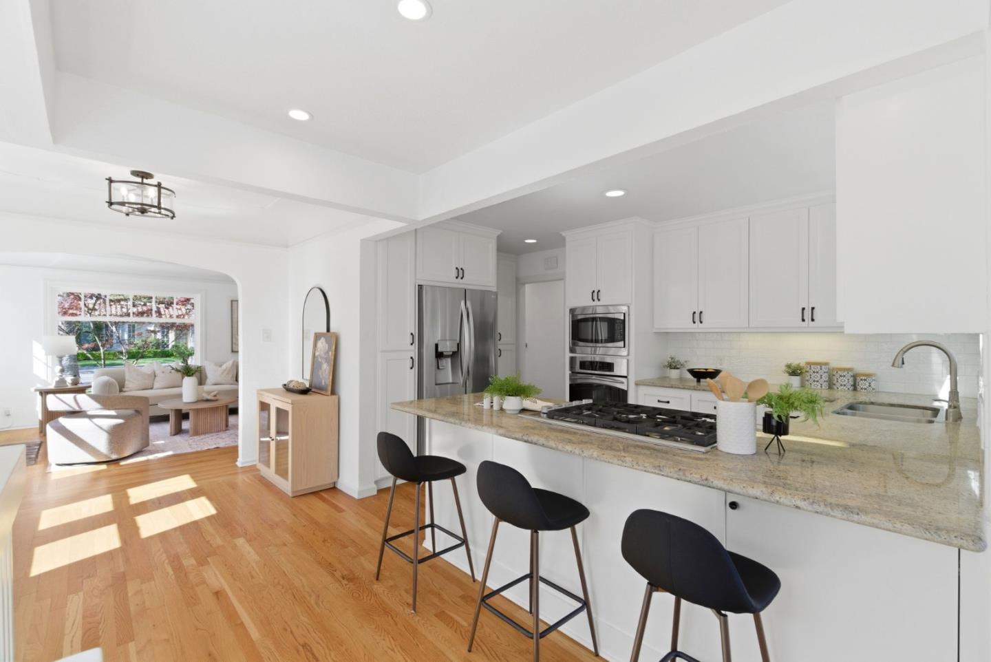 Detail Gallery Image 12 of 44 For 1084 Bennett Way, San Jose,  CA 95125 - 2 Beds | 1 Baths