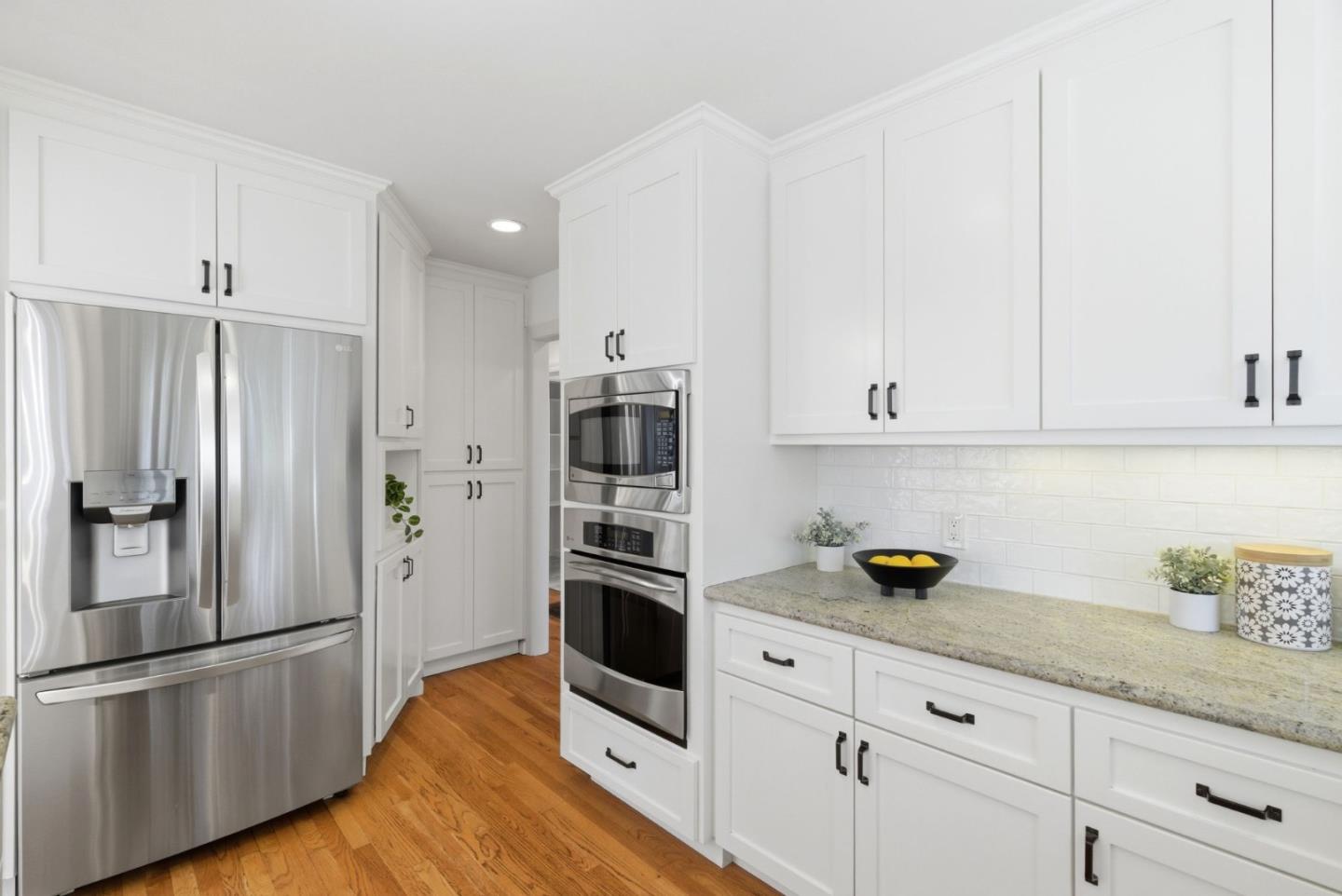 Detail Gallery Image 14 of 44 For 1084 Bennett Way, San Jose,  CA 95125 - 2 Beds | 1 Baths