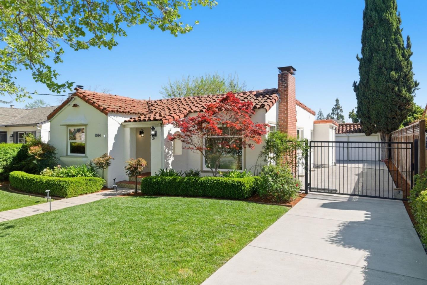 Detail Gallery Image 3 of 44 For 1084 Bennett Way, San Jose,  CA 95125 - 2 Beds | 1 Baths