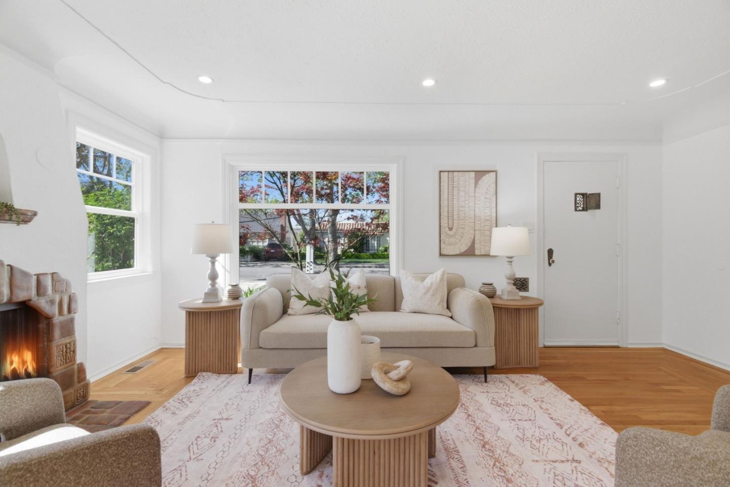 Detail Gallery Image 8 of 44 For 1084 Bennett Way, San Jose,  CA 95125 - 2 Beds | 1 Baths