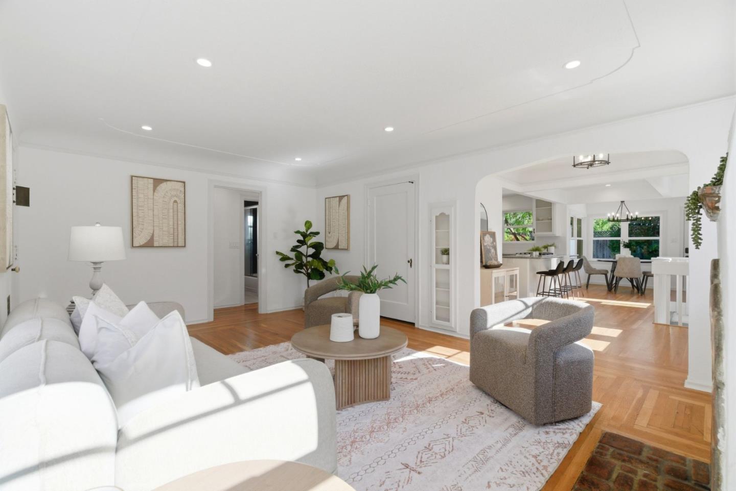 Detail Gallery Image 9 of 44 For 1084 Bennett Way, San Jose,  CA 95125 - 2 Beds | 1 Baths