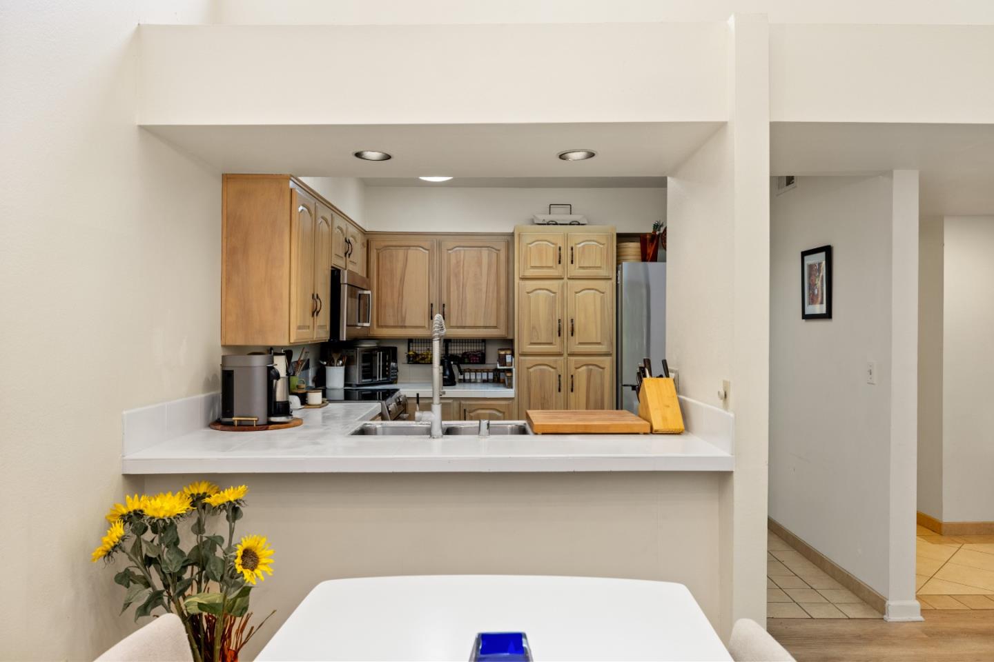 Detail Gallery Image 7 of 21 For 67 Montsalas Dr, Monterey,  CA 93940 - 2 Beds | 2 Baths