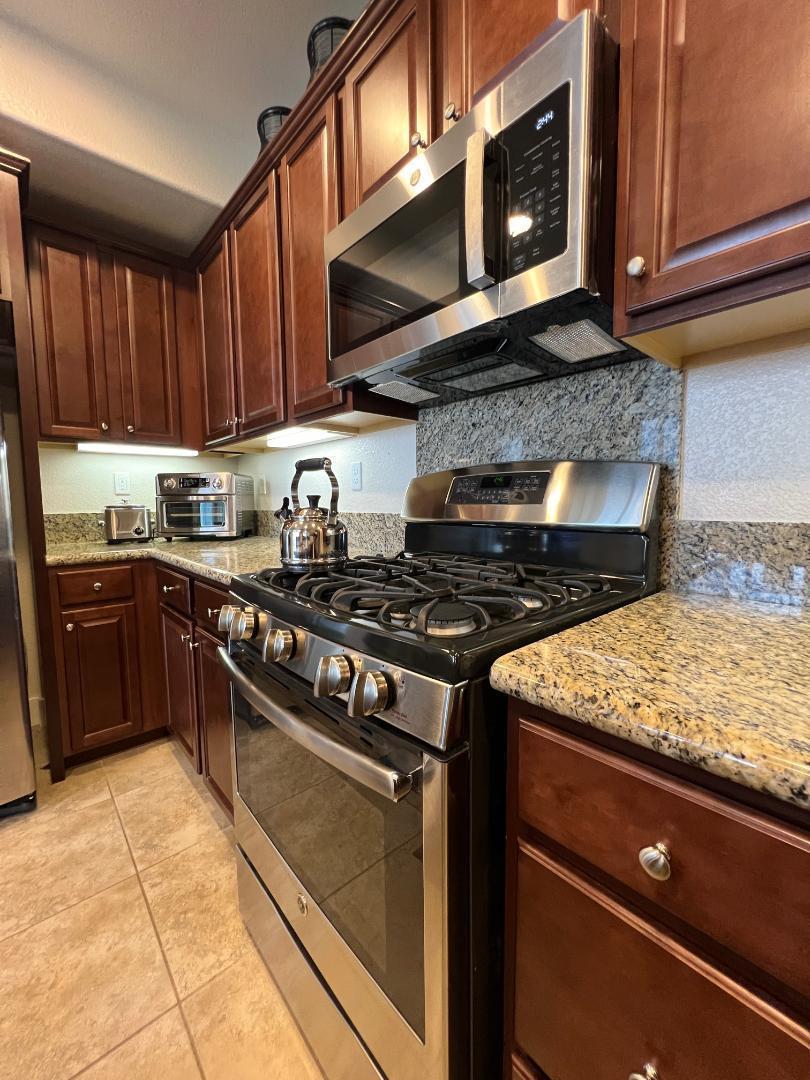 Detail Gallery Image 3 of 24 For 13305 Warren Ave, East Garrison,  CA 93933 - 3 Beds | 2/1 Baths