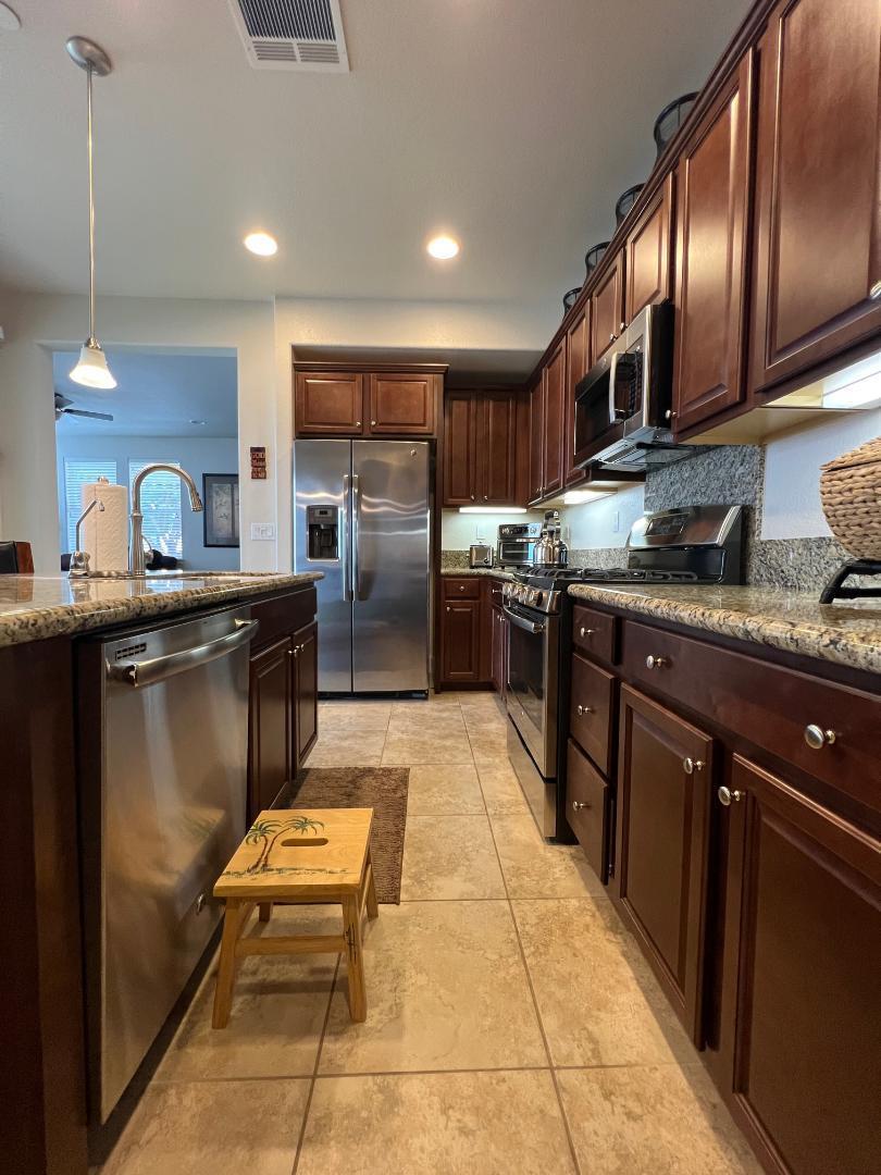 Detail Gallery Image 5 of 24 For 13305 Warren Ave, East Garrison,  CA 93933 - 3 Beds | 2/1 Baths