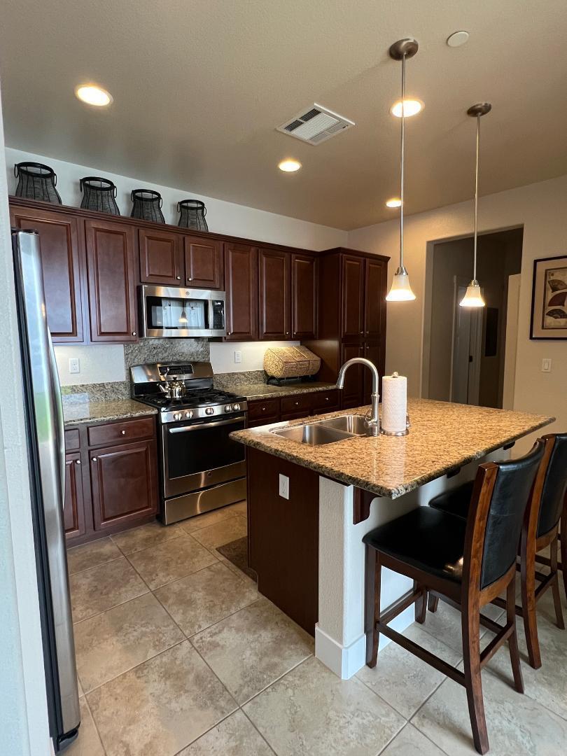 Detail Gallery Image 7 of 24 For 13305 Warren Ave, East Garrison,  CA 93933 - 3 Beds | 2/1 Baths