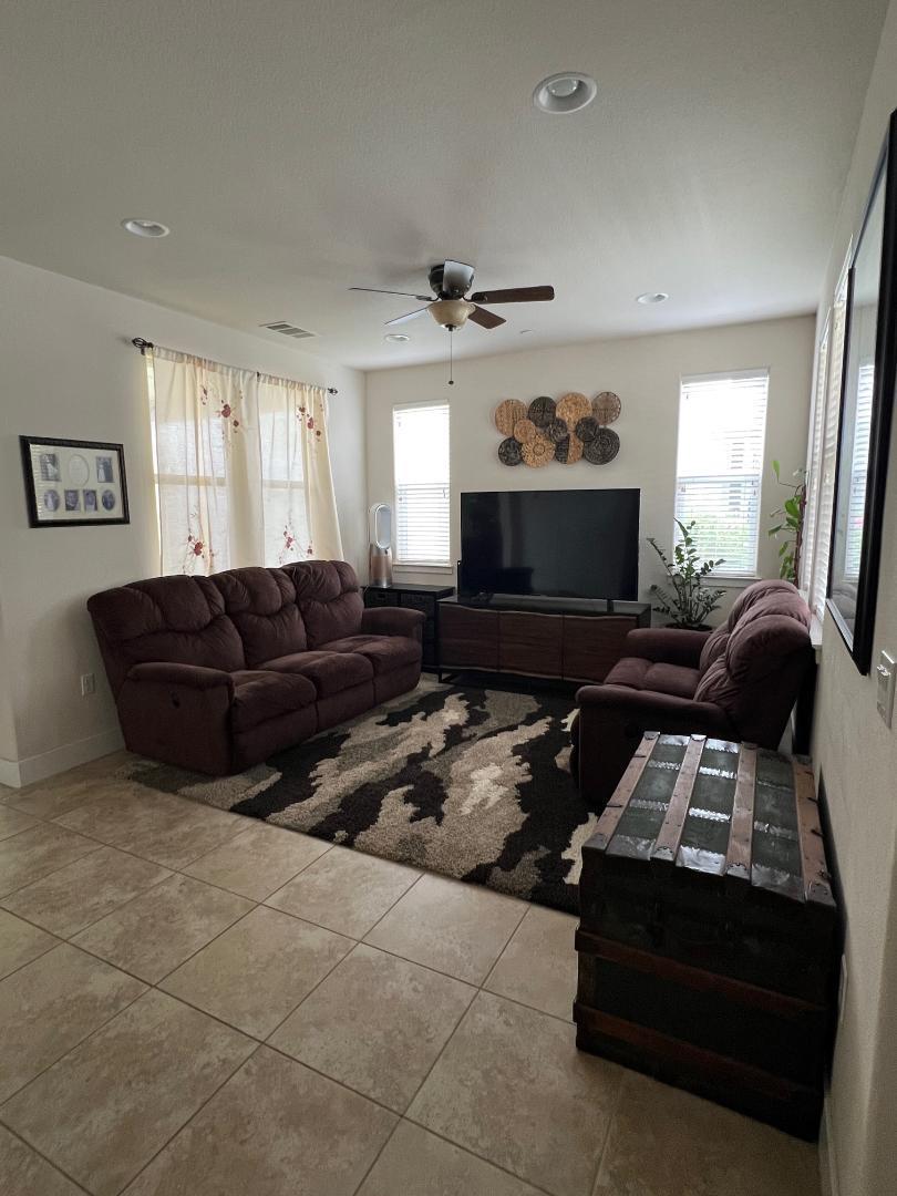 Detail Gallery Image 9 of 24 For 13305 Warren Ave, East Garrison,  CA 93933 - 3 Beds | 2/1 Baths