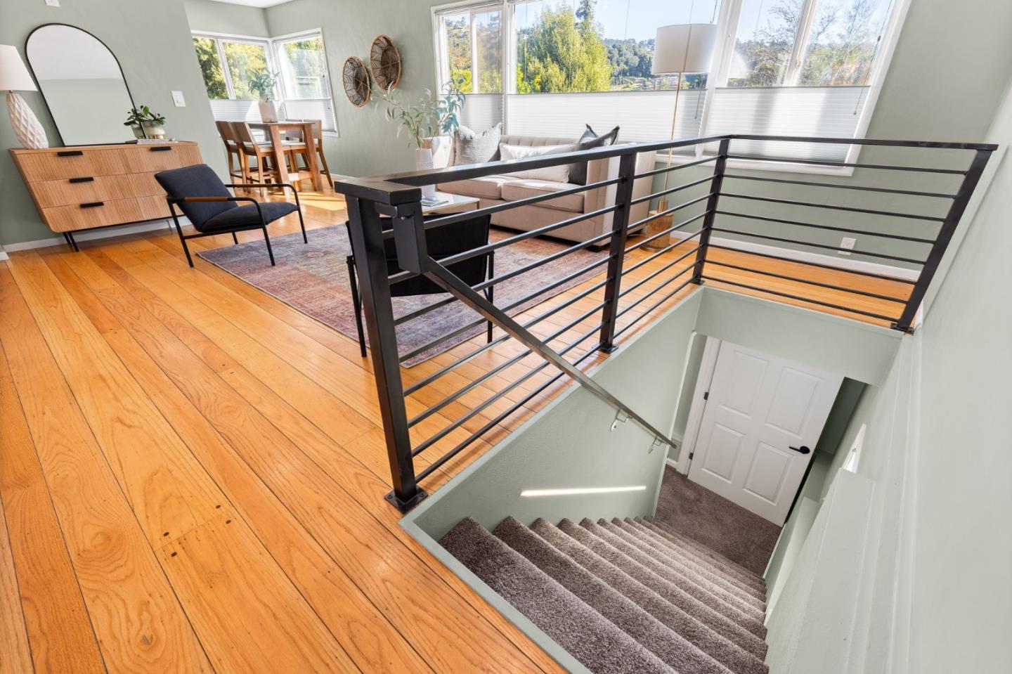 Detail Gallery Image 24 of 46 For 8124 Greenly Dr, Oakland,  CA 94605 - 4 Beds | 2/1 Baths