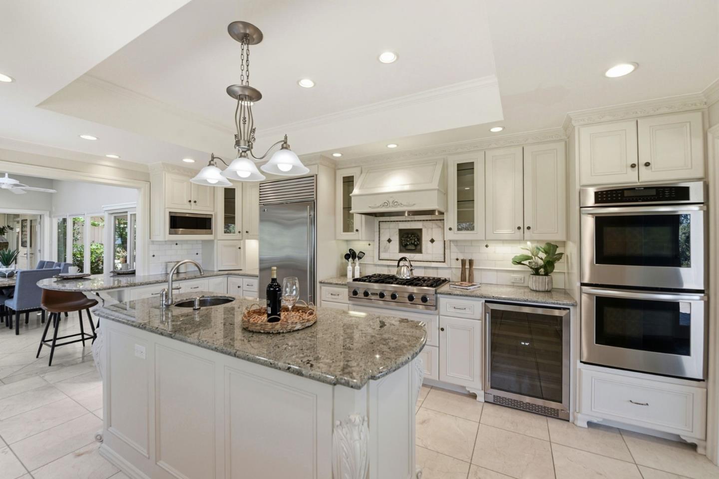 Detail Gallery Image 10 of 39 For 19601 Canon Dr, Los Gatos,  CA 95030 - 4 Beds | 2 Baths