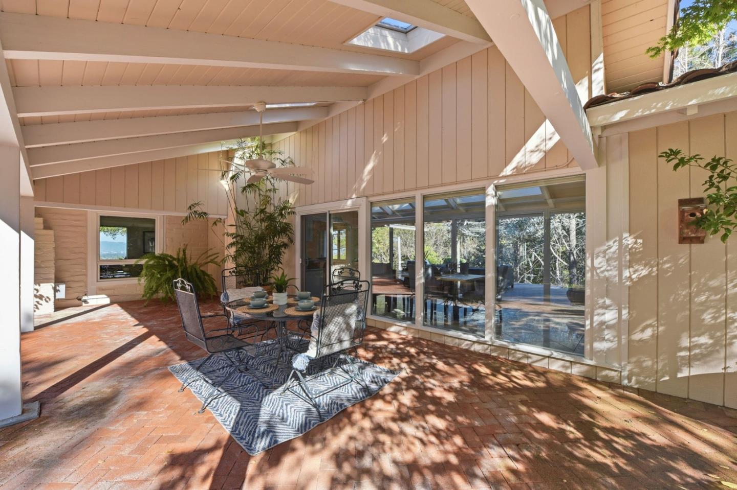 Detail Gallery Image 27 of 39 For 19601 Canon Dr, Los Gatos,  CA 95030 - 4 Beds | 2 Baths