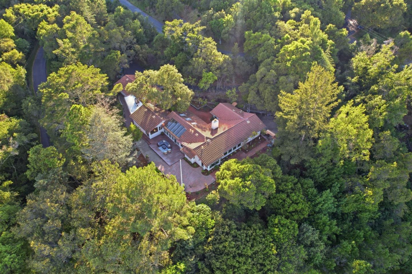 Detail Gallery Image 38 of 39 For 19601 Canon Dr, Los Gatos,  CA 95030 - 4 Beds | 2 Baths