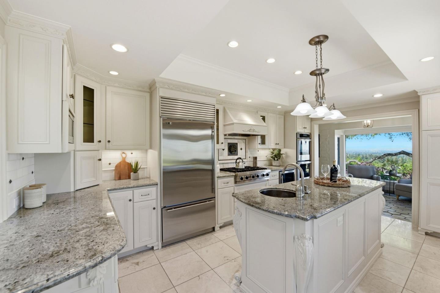 Detail Gallery Image 9 of 39 For 19601 Canon Dr, Los Gatos,  CA 95030 - 4 Beds | 2 Baths