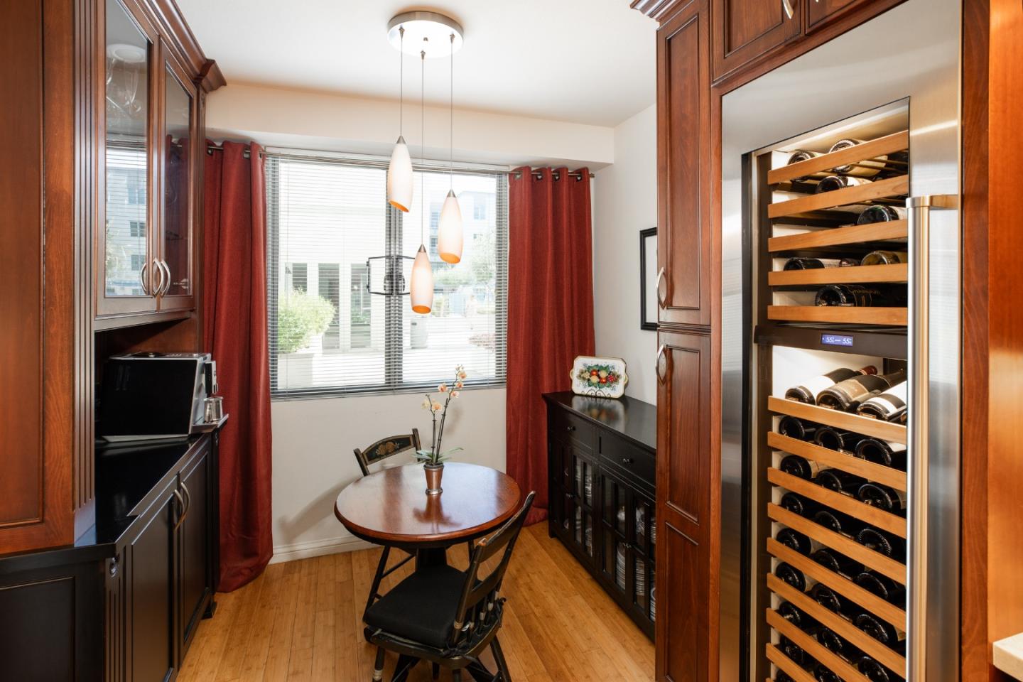 Detail Gallery Image 10 of 32 For 46 W Julian St #208,  San Jose,  CA 95110 - 2 Beds | 2 Baths