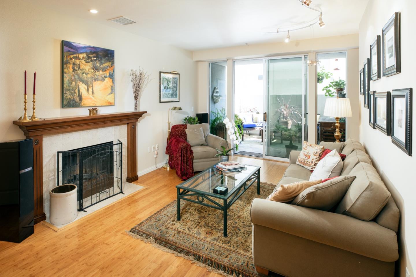 Detail Gallery Image 6 of 32 For 46 W Julian St #208,  San Jose,  CA 95110 - 2 Beds | 2 Baths