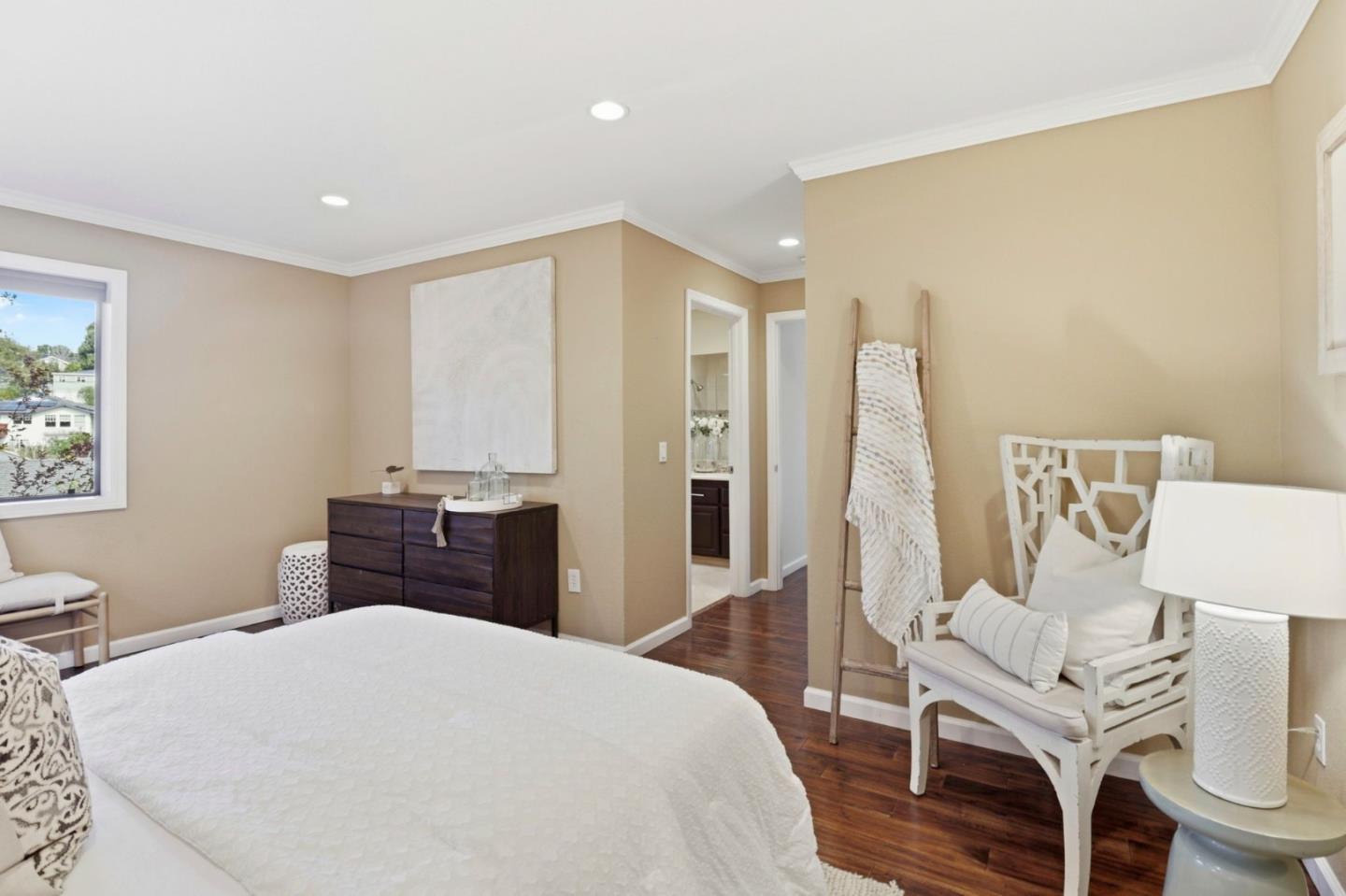 Detail Gallery Image 50 of 79 For 2506 Ralston Ave, Belmont,  CA 94002 - 3 Beds | 3/1 Baths