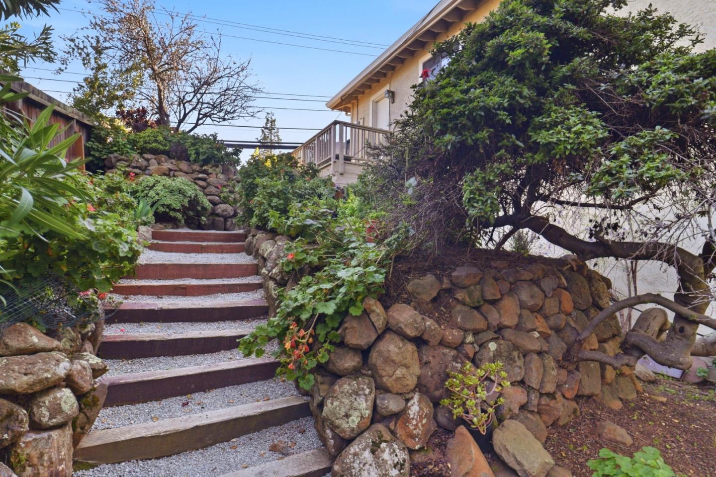 Detail Gallery Image 71 of 79 For 2506 Ralston Ave, Belmont,  CA 94002 - 3 Beds | 3/1 Baths