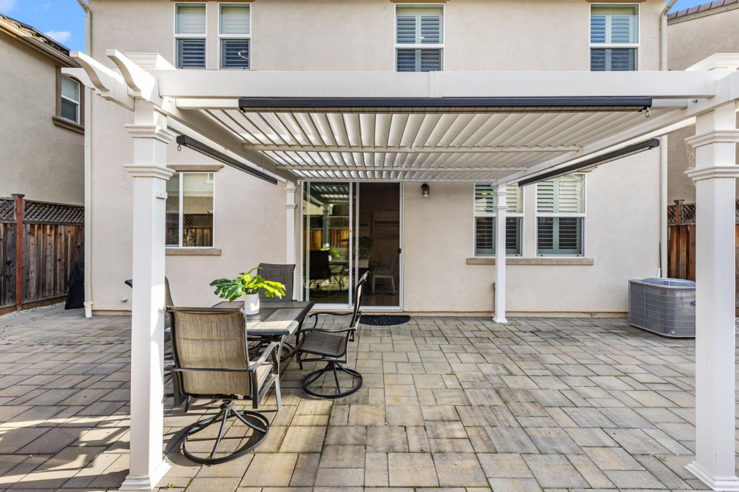 Detail Gallery Image 25 of 28 For 41 Caspian Way, Gilroy,  CA 95020 - 4 Beds | 2/1 Baths