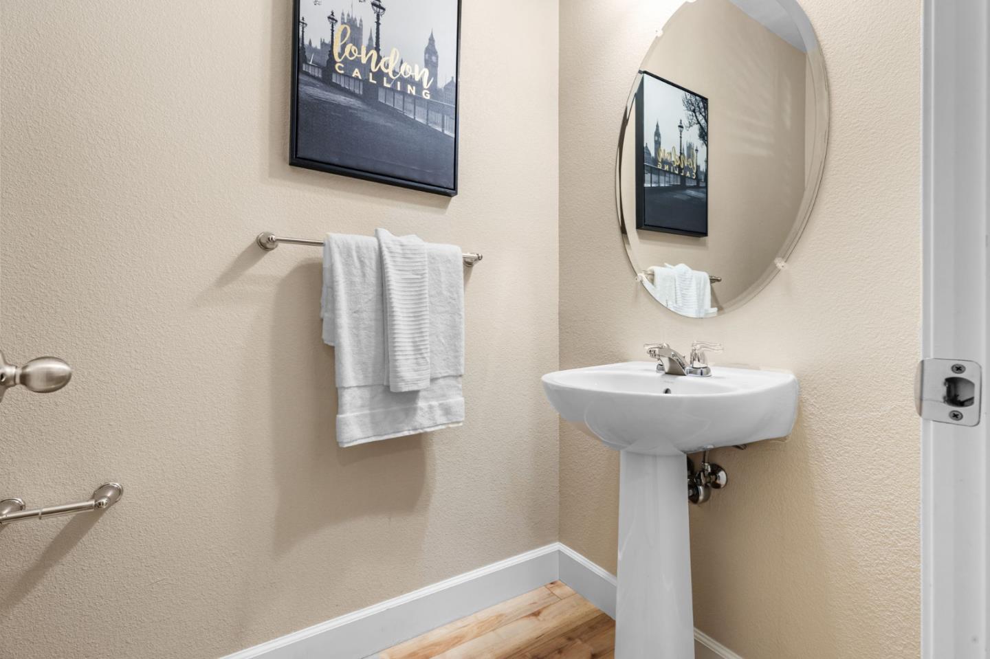 Detail Gallery Image 9 of 28 For 41 Caspian Way, Gilroy,  CA 95020 - 4 Beds | 2/1 Baths